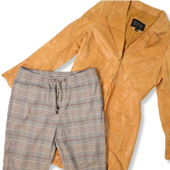 RESELLER BUNDLE Bread and Butter Brands Secondhand Wholesale Clothing - Picture 1 of 4